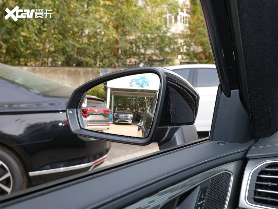 2023̽X 330TSI (q)Şǻ۰