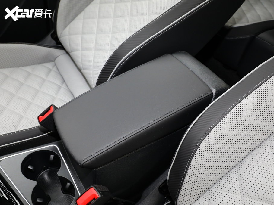 2023̽X 330TSI Şǻ۰