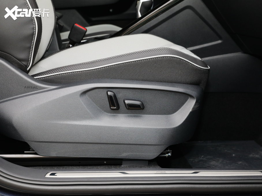 2023̽X 330TSI Şǻ۰