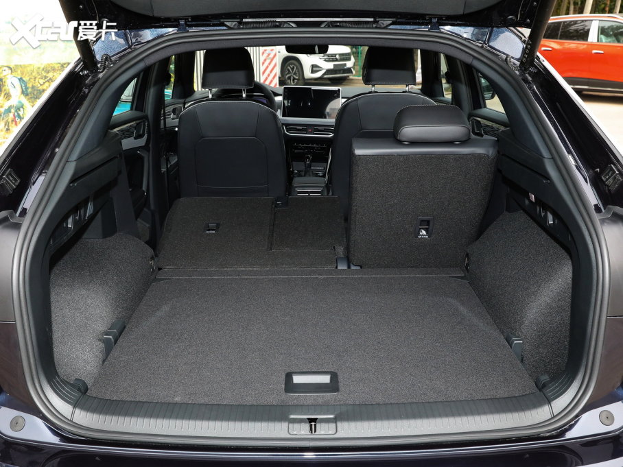 2023̽X 330TSI Şǻ۰