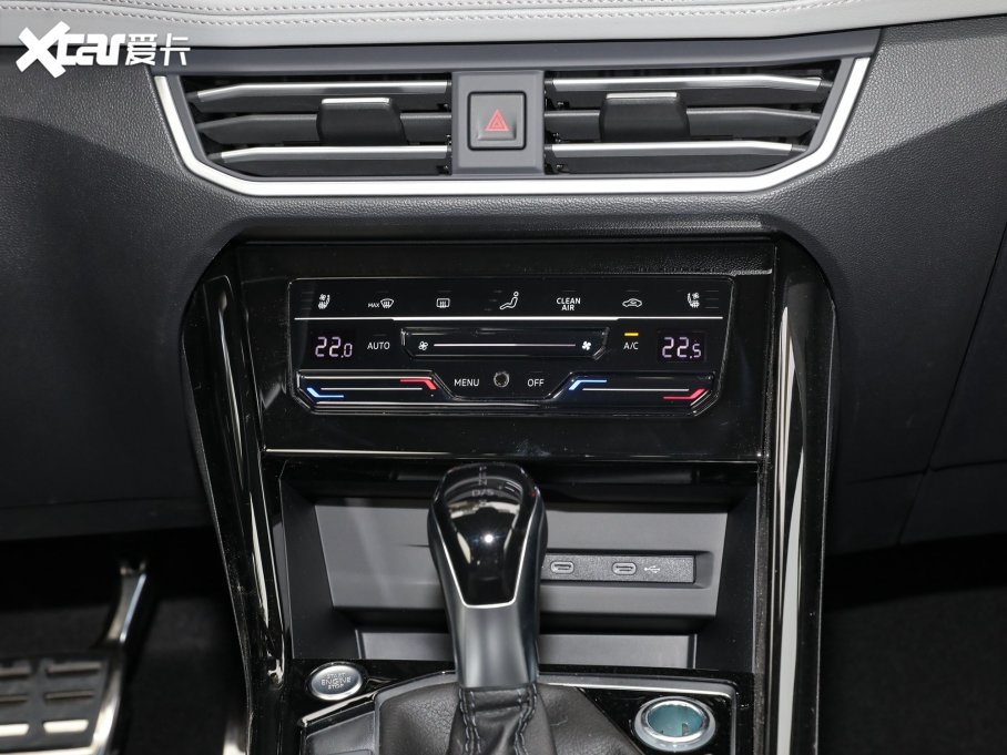 2023̽X 330TSI (q)Şǻ۰