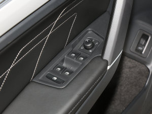 2023380TSI (q)Şǻ۰ {܇ƅ^(q)	