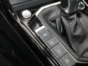 2023款330TSI 两驱旗舰智慧版 驻车制动器