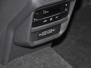 2023��280TSI ���APlus�M�A�� �п؅^