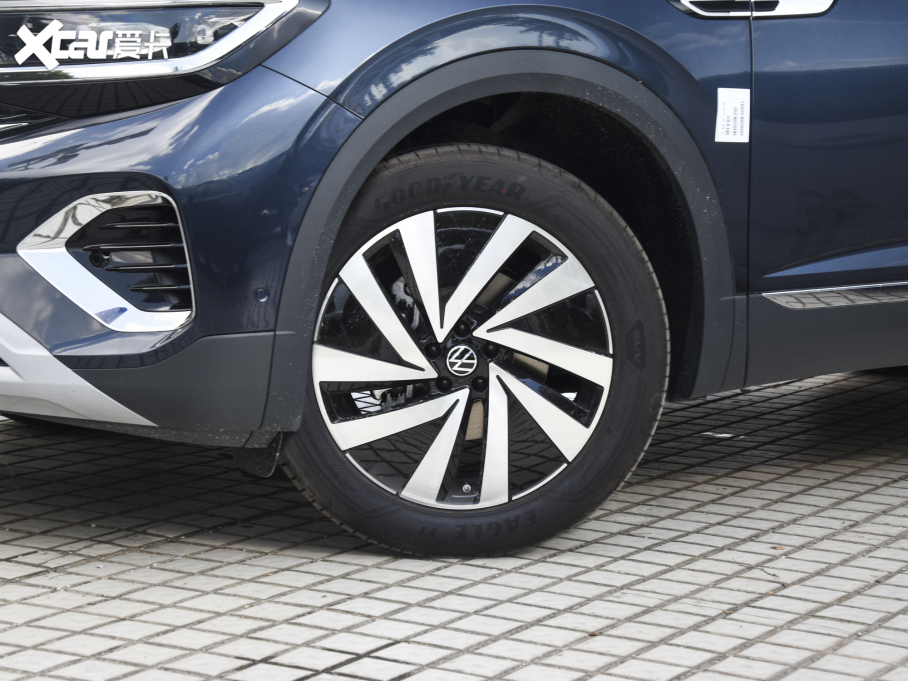 2022 380TSI AѾPro 7