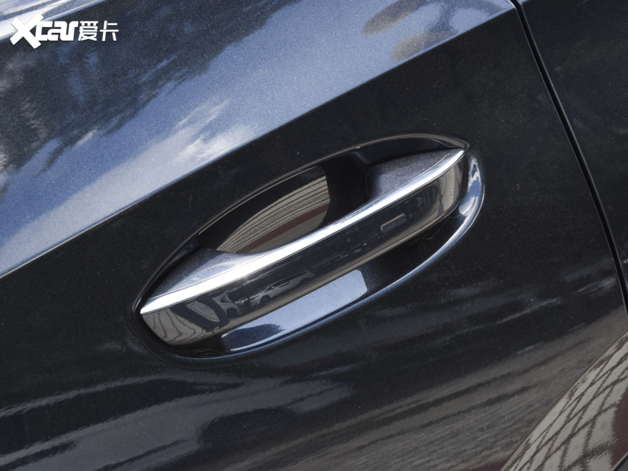 2022 380TSI (q)AѾPro 7