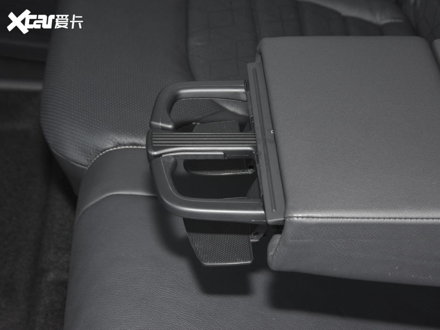 2022 380TSI (q)AѾPro 7