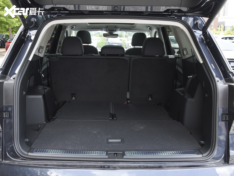 2022 380TSI (q)AѾPro 7