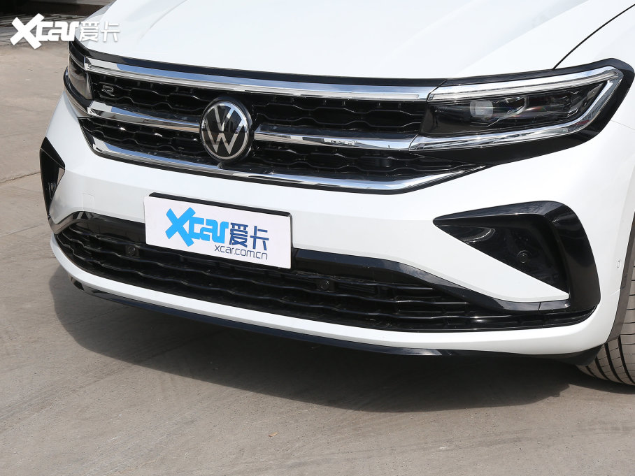 2022 380TSI (q)R-Lineؾ 6