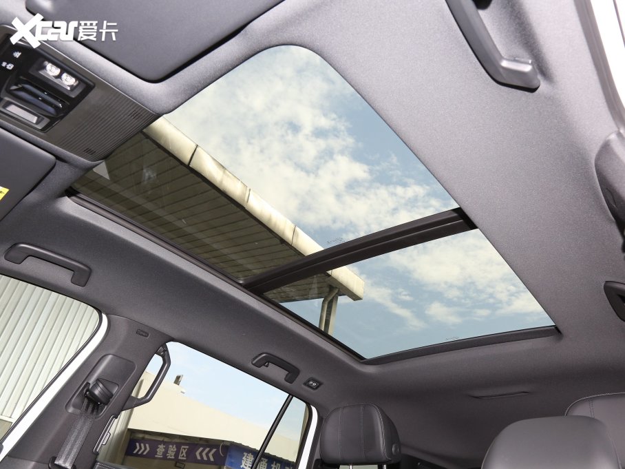 2022 380TSI (q)R-Lineؾ 6