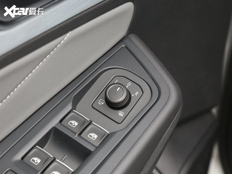 2022 380TSI (q)R-Lineؾ 6