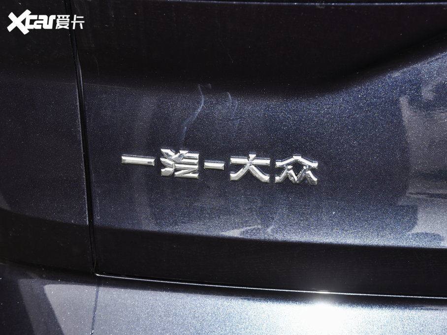 2022 380TSI (q)AѾPro 6