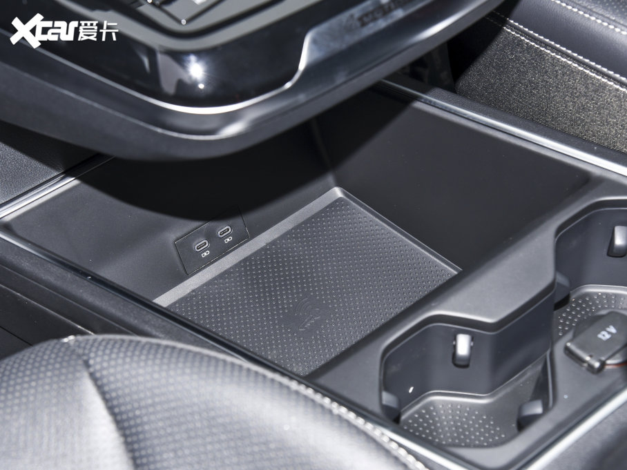 2022 380TSI (q)AѾPro 6