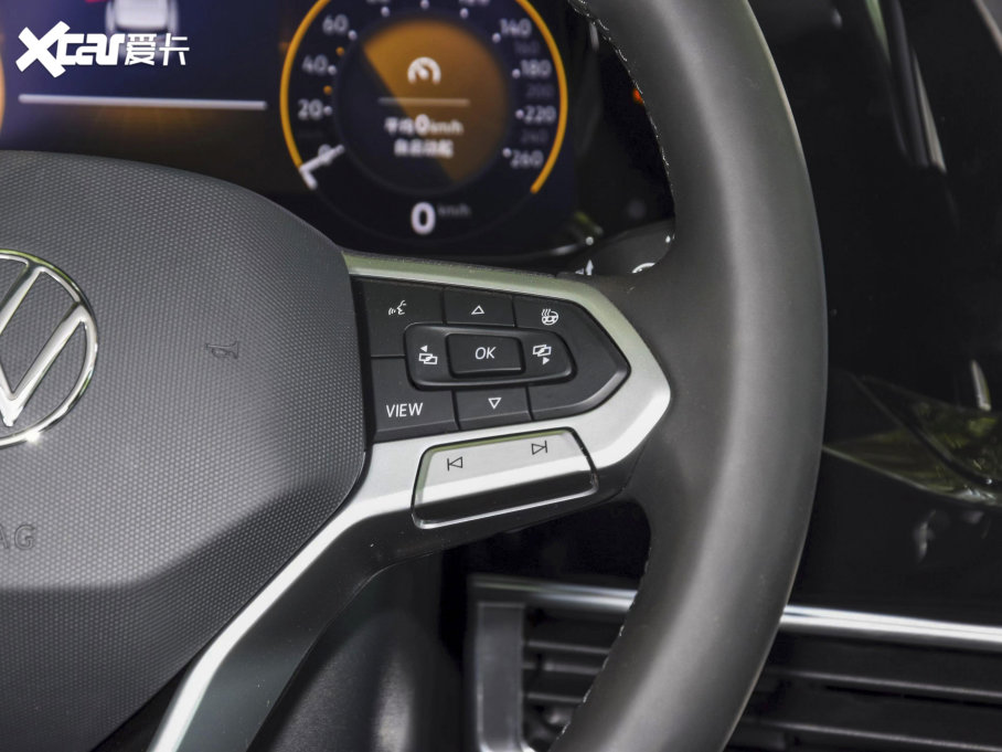 2022 380TSI AѾPro 6