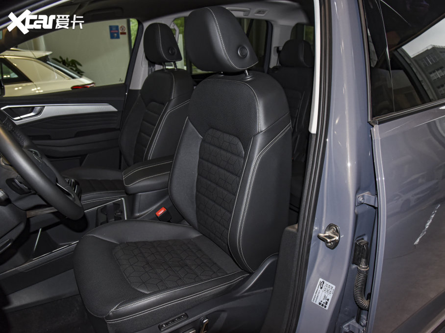 2022 330TSI AѾ 7