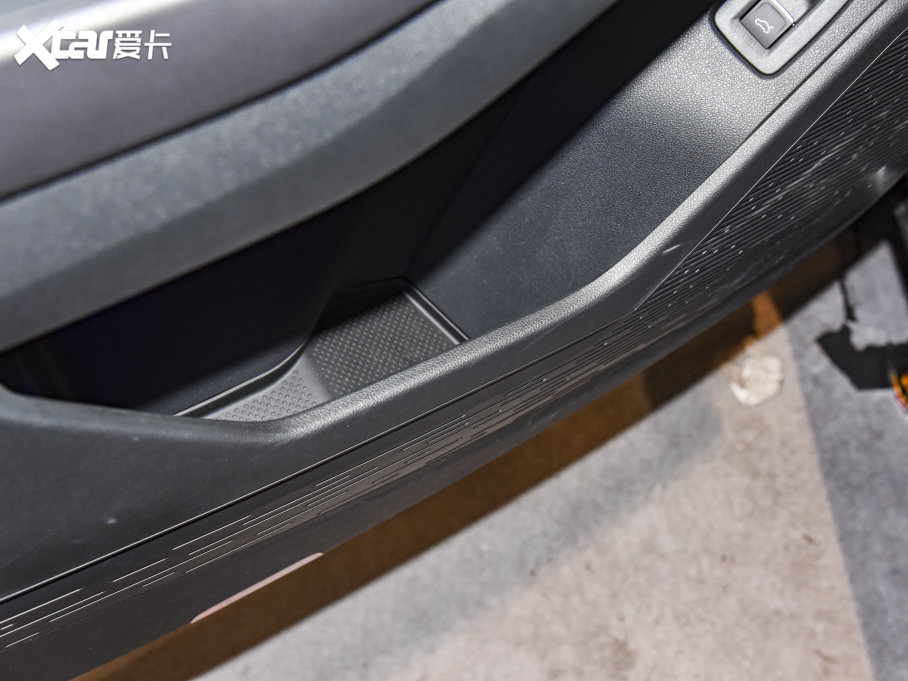 2022 330TSI (q)AѾ 7