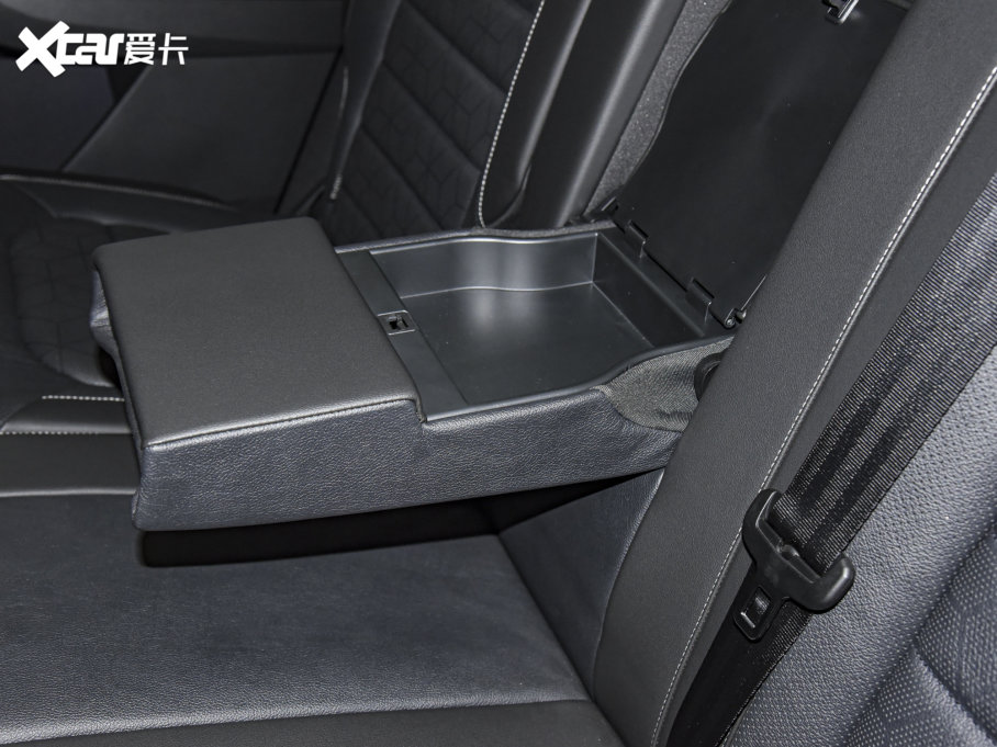 2022 330TSI AѾ 7