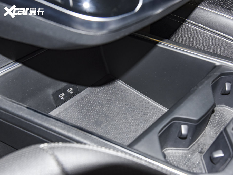 2022 330TSI AѾ 7