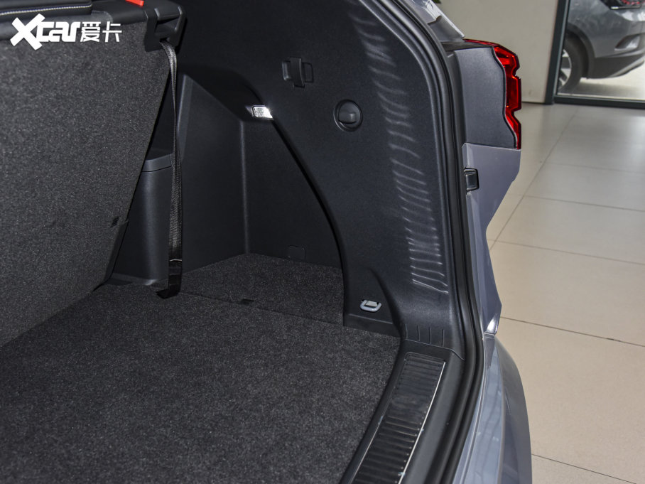 2022 330TSI AѾ 7