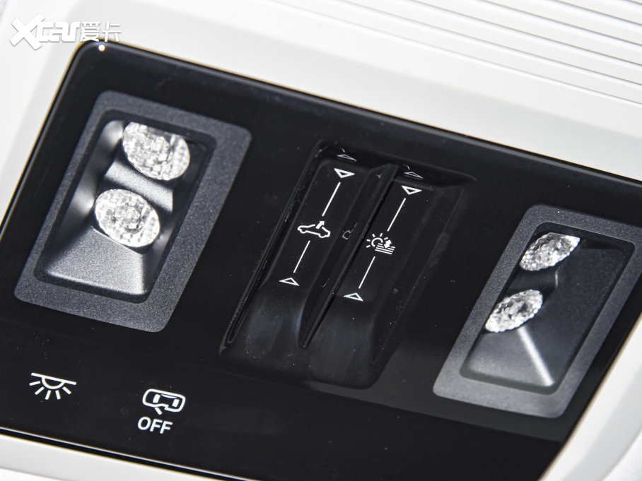 2022 330TSI AѾ 7