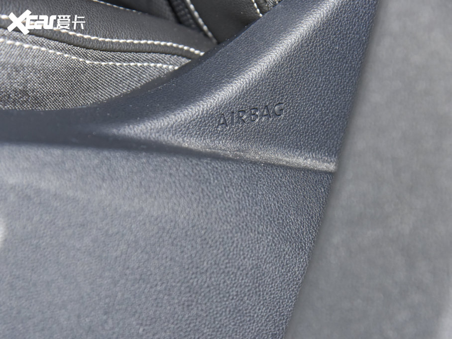 2022 330TSI AѾ 7