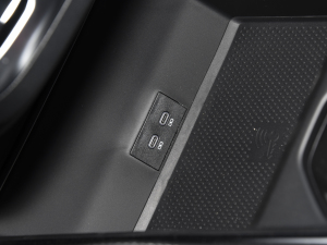 2022380TSI AѾPro 7 п؅^