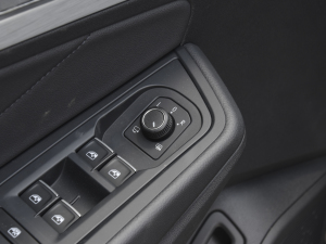 2022380TSI AѾPro 7 п؅^