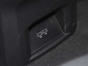 2022380TSI AѾPro 7 п؅^