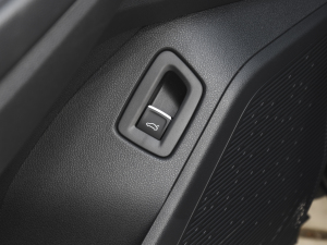 2022380TSI AѾPro 7 п؅^