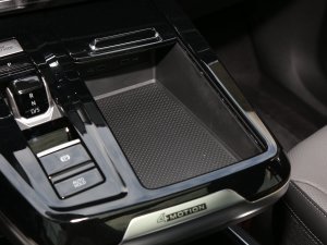 2022380TSI R-Lineؾ 6 g