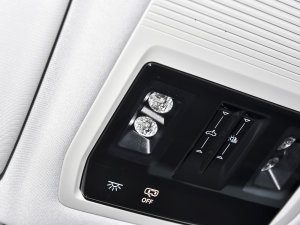 2022380TSI (q)AѾPro 6 п؅^(q)