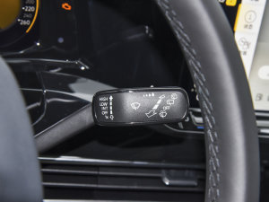 2022380TSI AѾPro 6 п؅^