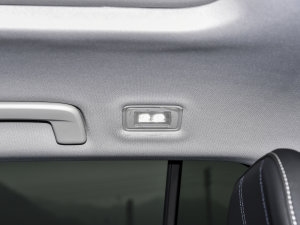 2022380TSI AѾPro 6 п؅^