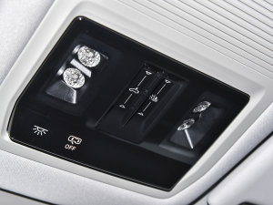 2022380TSI (q)AѾPro 6 п؅^(q)