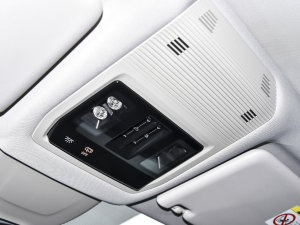 2022380TSI (q)AѾPro 6 п؅^(q)