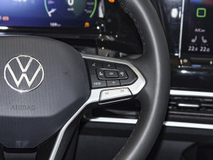 2022330TSI AѾ 7 п؅^