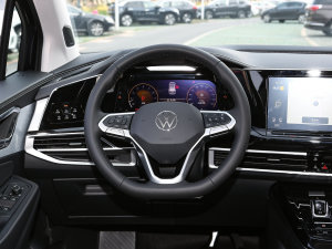 2022款530TSI 四驱旗舰胜境版Pro 7座 方向盘