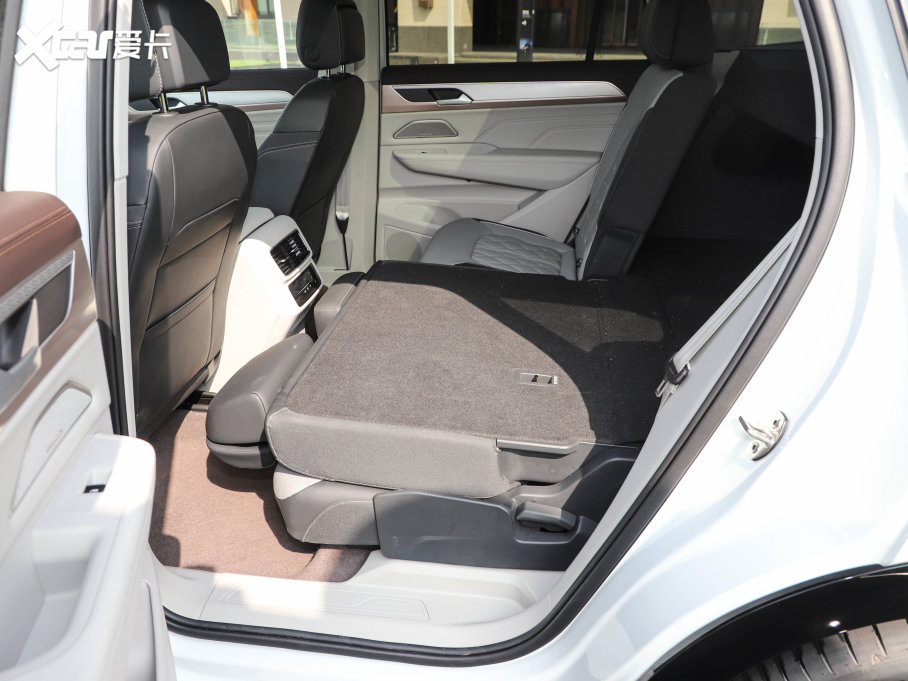 2023Ѳ 380TSI R-LineѲY