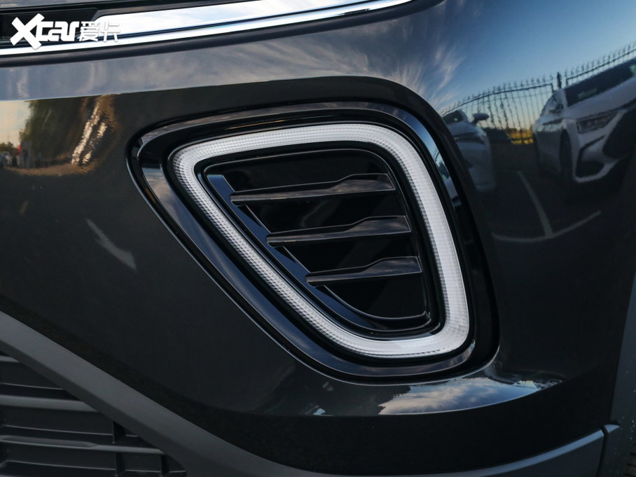 2023�Ѳ 330TSI ���AѲ�ݰ�