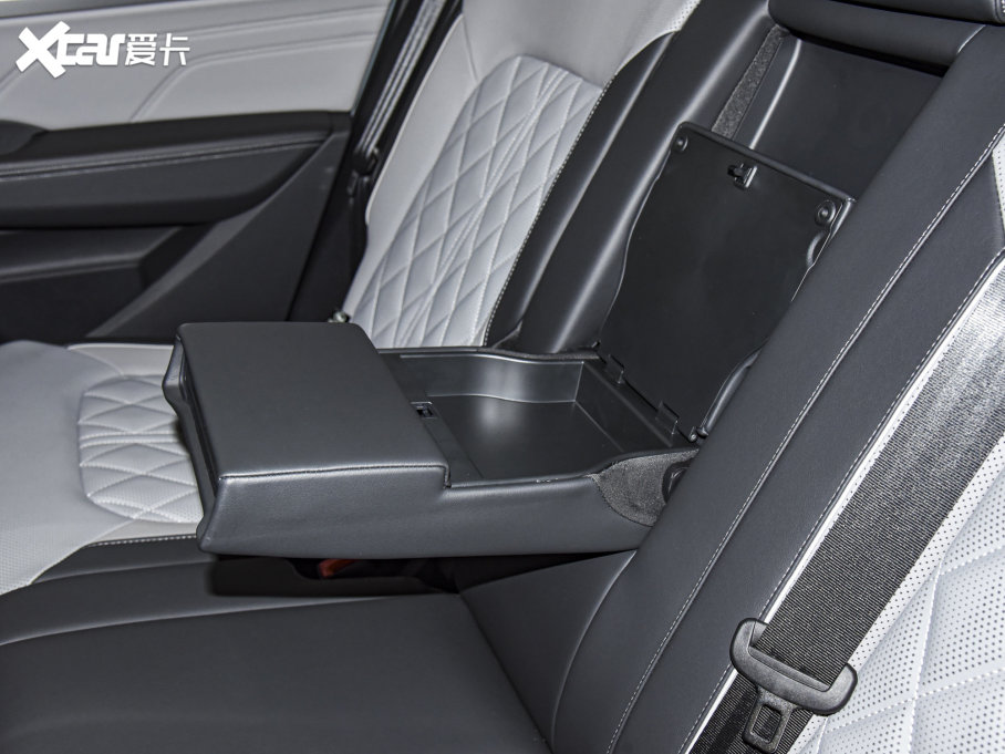 2023Ѳ 380TSI R-Lineװl(f)