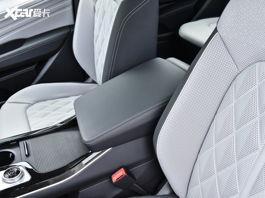 2023Ѳ 380TSI (q)R-LineѲΰ