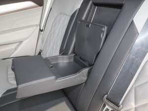 2023380TSI R-LineѲY g