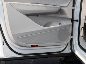 2023380TSI (q)R-LineѲY g