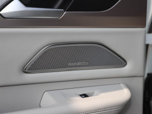 2023380TSI R-LineѲY п؅^