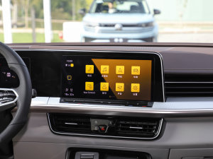 2023380TSI (q)R-LineѲY п_(ti)@ʾ