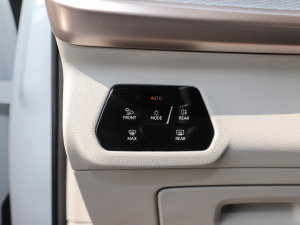 2023380TSI R-LineѲY п؅^