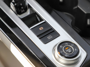 2023380TSI (q)R-LineѲY v܇Ƅ(dng)