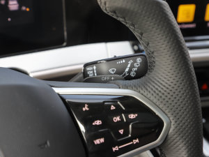 2023380TSI (q)R-LineѲY п؅^(q)