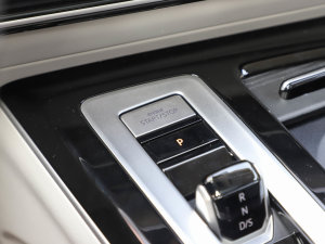 2023380TSI (q)R-LineѲY п؅^(q)