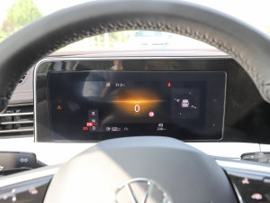 2023380TSI (q)R-LineѲY п؅^(q)